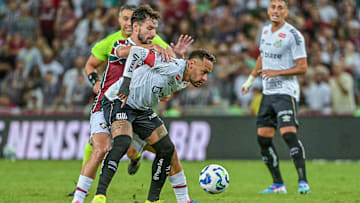 Santos x Fluminense se enfrentam pelo Brasileirão 2025