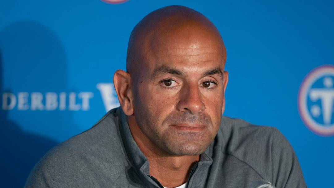Tennessee Titans coach Robert Saleh