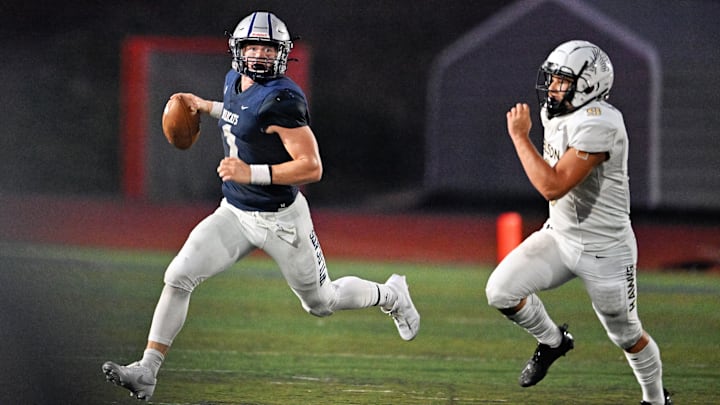 Wilsonville quarterback Mark Wiepert. Wilsonville quarterback Mark Wiepert.