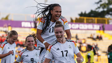 Die U20-Frauen bejubelten den Gruppensieg.