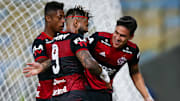 Já classificado, Rubro-Negro faz 'amistoso de luxo' no Carioca
