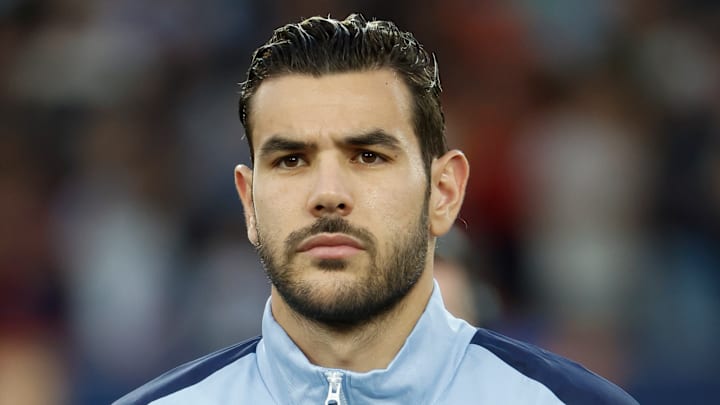 Theo Hernandez könnte nun doch in die Wüste wechseln Theo Hernandez könnte nun doch in die Wüste wechseln