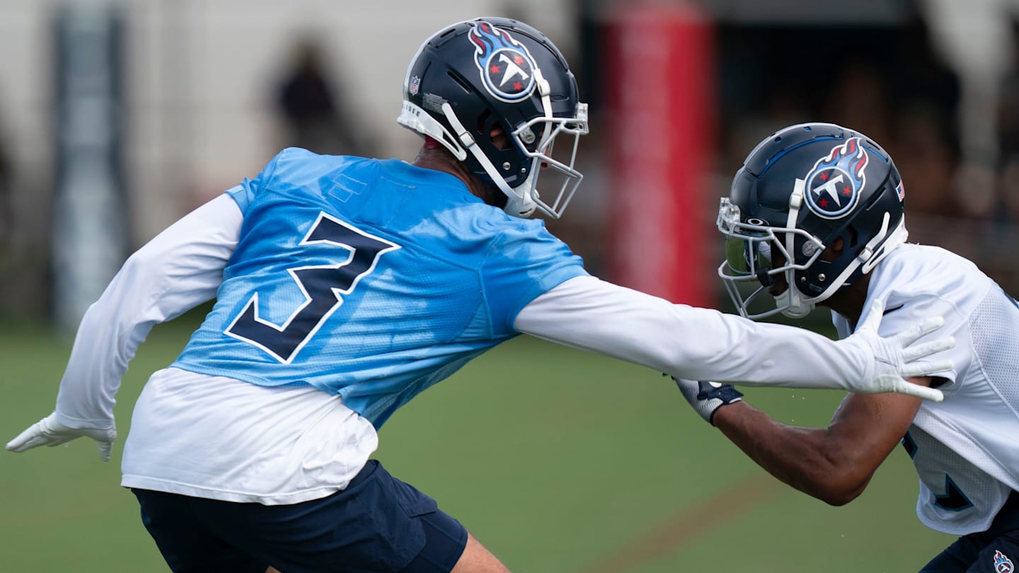 Carolina Panthers Sign Caleb Farley to Roster