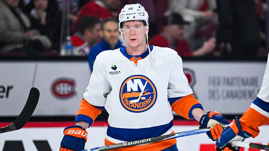 New York Islanders left wing Ondrej Palat (81): David Kirouac-Imagn Images
