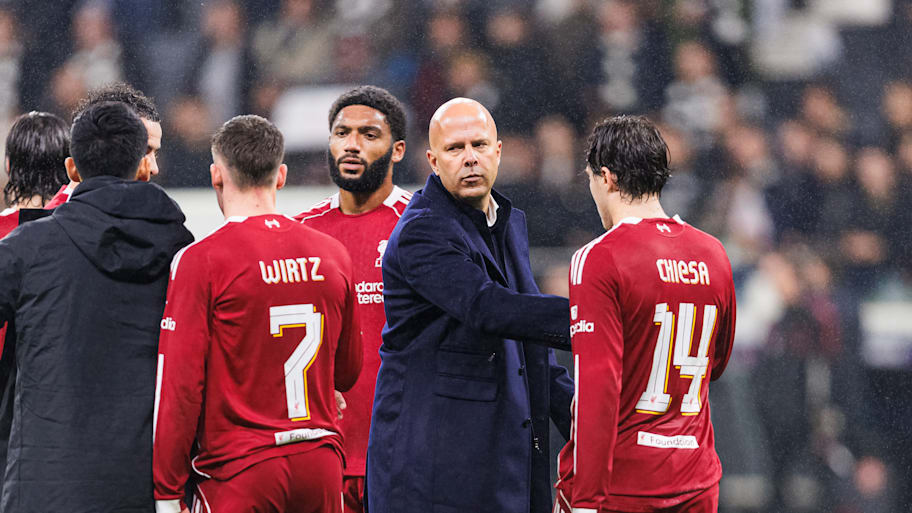 Florian Wirtz, Joe Gomez, Arne Slot, Federico Chiesa