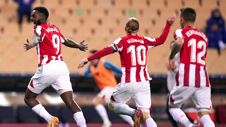 Iñaki Williams and Athletic Club players celebrating
