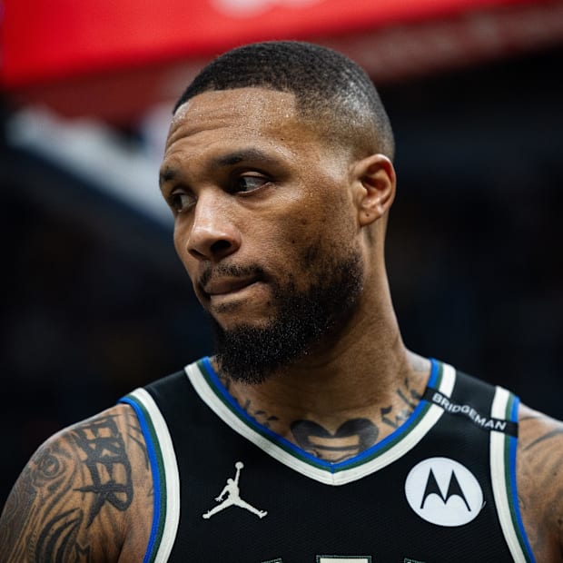 Milwaukee goalkeeper Bucks Damian Lillard