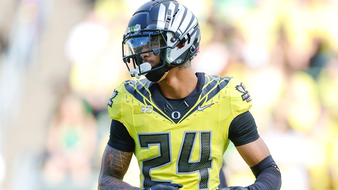 Kingston Lopa in his appearance against Illinois at Autzen Stadium, October 26, 2024, in Eugene, Oregon. 