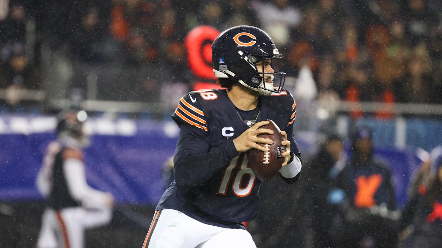 熊必須在自由代理中籤署低成本WR，以幫助Caleb Williams