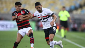 Camisa 7 está fora do jogo contra o Tricolor