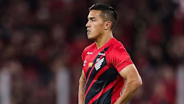 Tomás Cuello não deve permanecer no Athletico-PR em 2025