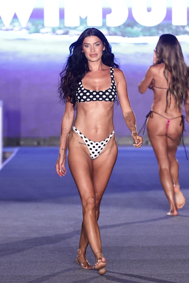 Nicole Williams English