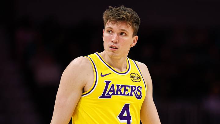 Los Angeles Lakers v Charlotte Hornets