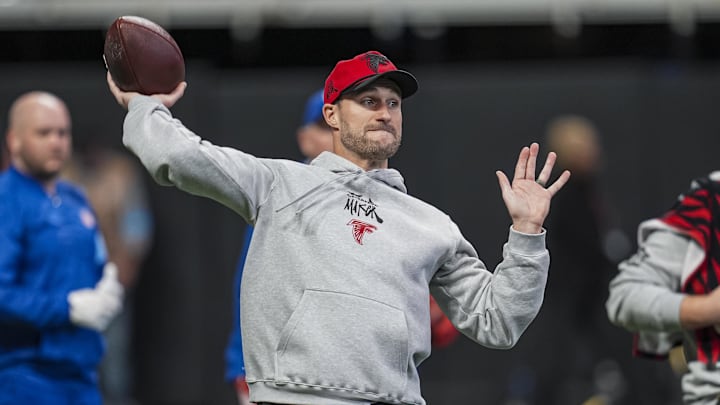 Dec 22, 2024; Atlanta, Georgia, USA; Atlanta Falcons quarterback Kirk Cousins (18) warms up on the field prior to the game against the New York Giants at Mercedes-Benz Stadium. Mandatory Credit: Dale Zanine-Imagn Images Dec 22, 2024; Atlanta, Georgia, USA; Atlanta Falcons quarterback Kirk Cousins (18) warms up on the field prior to the game against the New York Giants at Mercedes-Benz Stadium. Mandatory Credit: Dale Zanine-Imagn Images