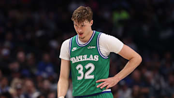 Milwaukee Bucks v Dallas Mavericks