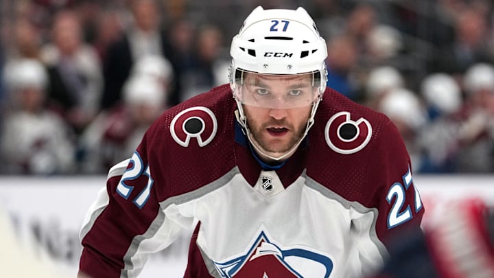 Colorado Avalanche v Columbus Blue Jackets