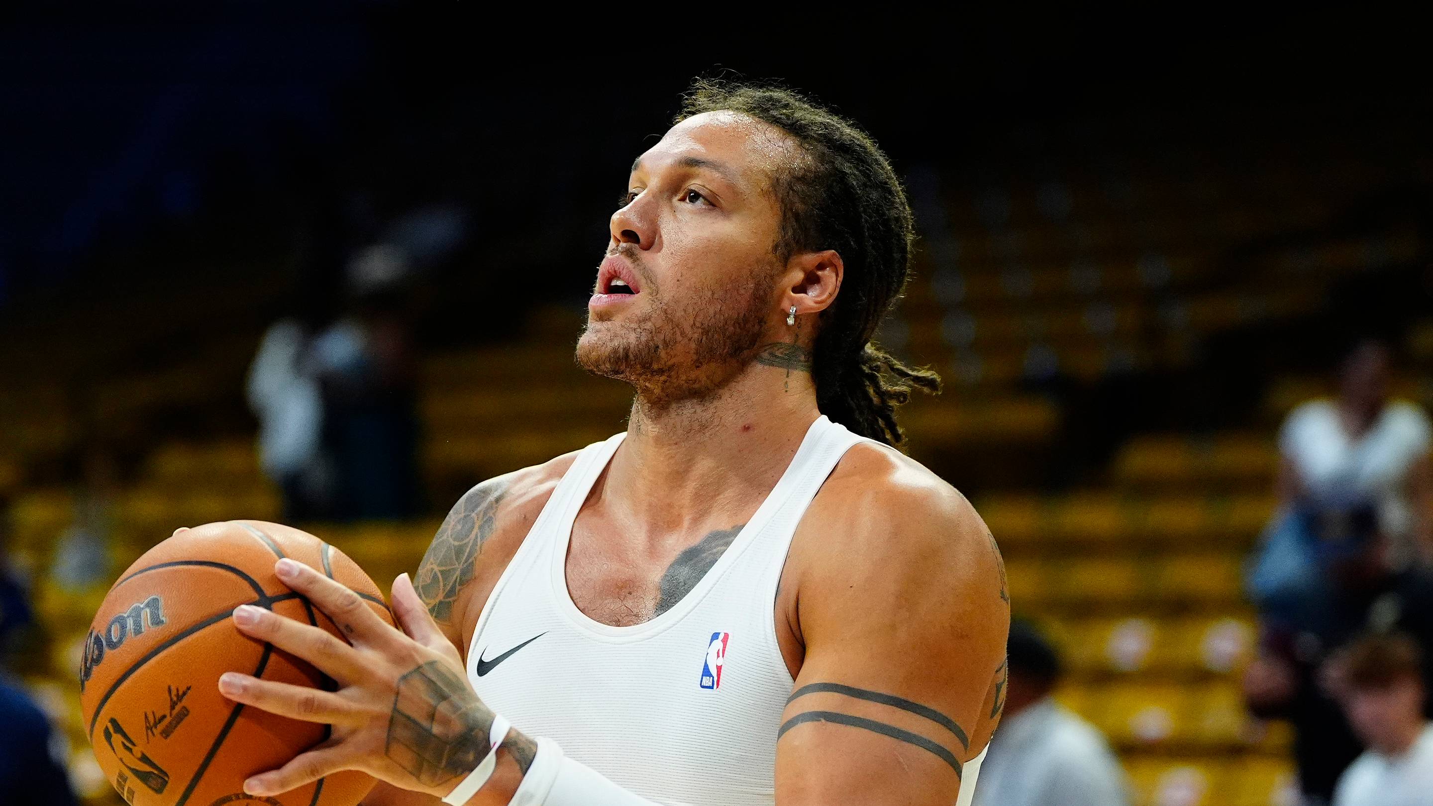 Aaron Gordon keeps the wheels turning for Nuggets when he’s at full strength