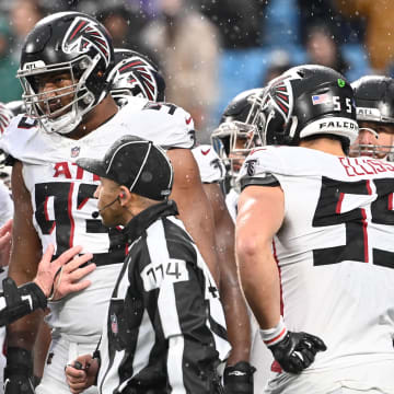 Calais Campbell during an Atlanta Falcons game against the Minnesota Vikings at Bank of America Stadium in 2023.