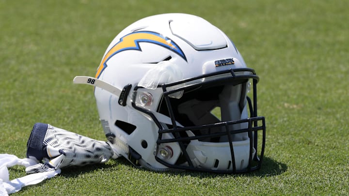 Jun 14, 2018; Costa Mesa, CA, USA; Los Angeles Chargers helmet of defensive end Isaac Rochell (not pictured) on the field during minicamp at the Hoag Performance Center. Mandatory Credit: Kirby Lee-Imagn Images Jun 14, 2018; Costa Mesa, CA, USA; Los Angeles Chargers helmet of defensive end Isaac Rochell (not pictured) on the field during minicamp at the Hoag Performance Center. Mandatory Credit: Kirby Lee-Imagn Images