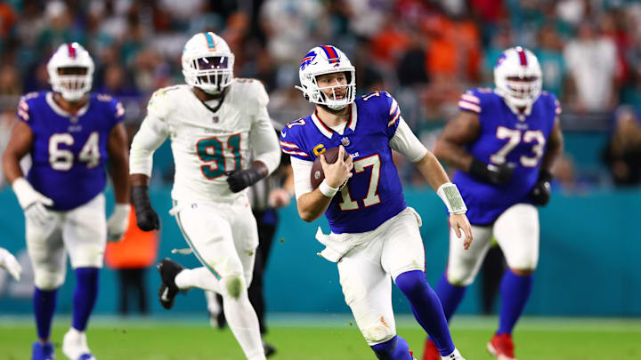 Buffalo Bills v Miami Dolphins