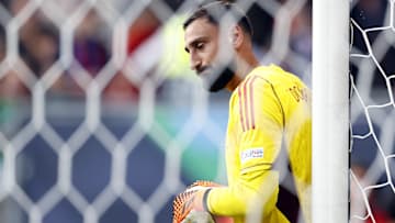 Gianluigi Donnarumma s'est tout de même envolé avec le PSG pour sa tournée au Japon Gianluigi Donnarumma s'est tout de même envolé avec le PSG pour sa tournée au Japon