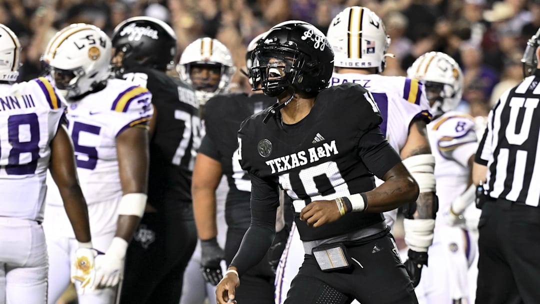 Texas A&M Aggies quarterback Marcel Reed (10)