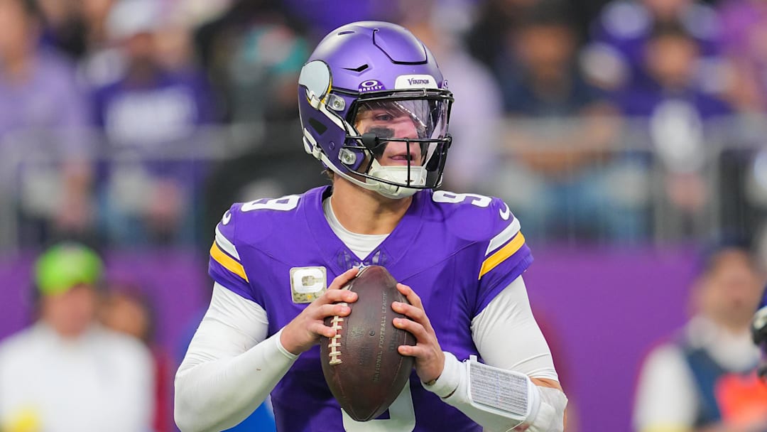 Nov 9, 2025; Minneapolis, Minnesota, USA; Minnesota Vikings quarterback J.J. McCarthy (9) drops back to pass against the Baltimore Ravens in the second quarter at U.S. Bank Stadium. Mandatory Credit: Brad Rempel-Imagn Images Nov 9, 2025; Minneapolis, Minnesota, USA; Minnesota Vikings quarterback J.J. McCarthy (9) drops back to pass against the Baltimore Ravens in the second quarter at U.S. Bank Stadium. Mandatory Credit: Brad Rempel-Imagn Images