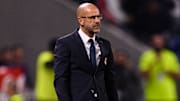 Ça chauffe pour Peter Bosz !