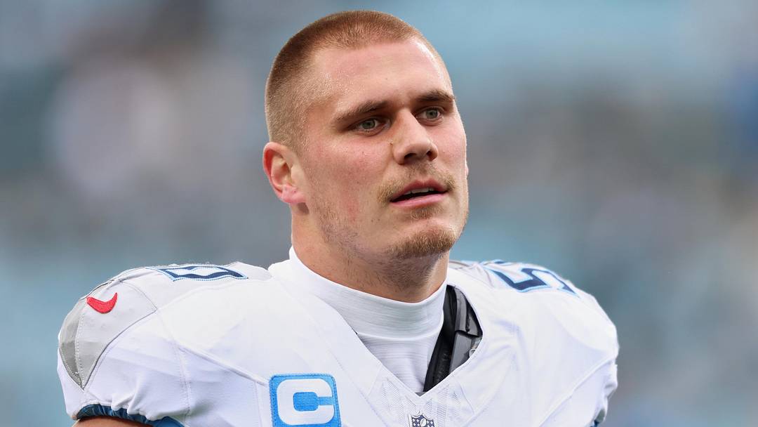 Tennessee Titans linebacker Cody Barton 
