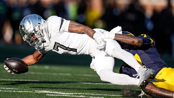 Springy playmaker Evan Stewart might be available for the Ducks' playoff run, and new NCAA rules require Dan Lanning to report it.