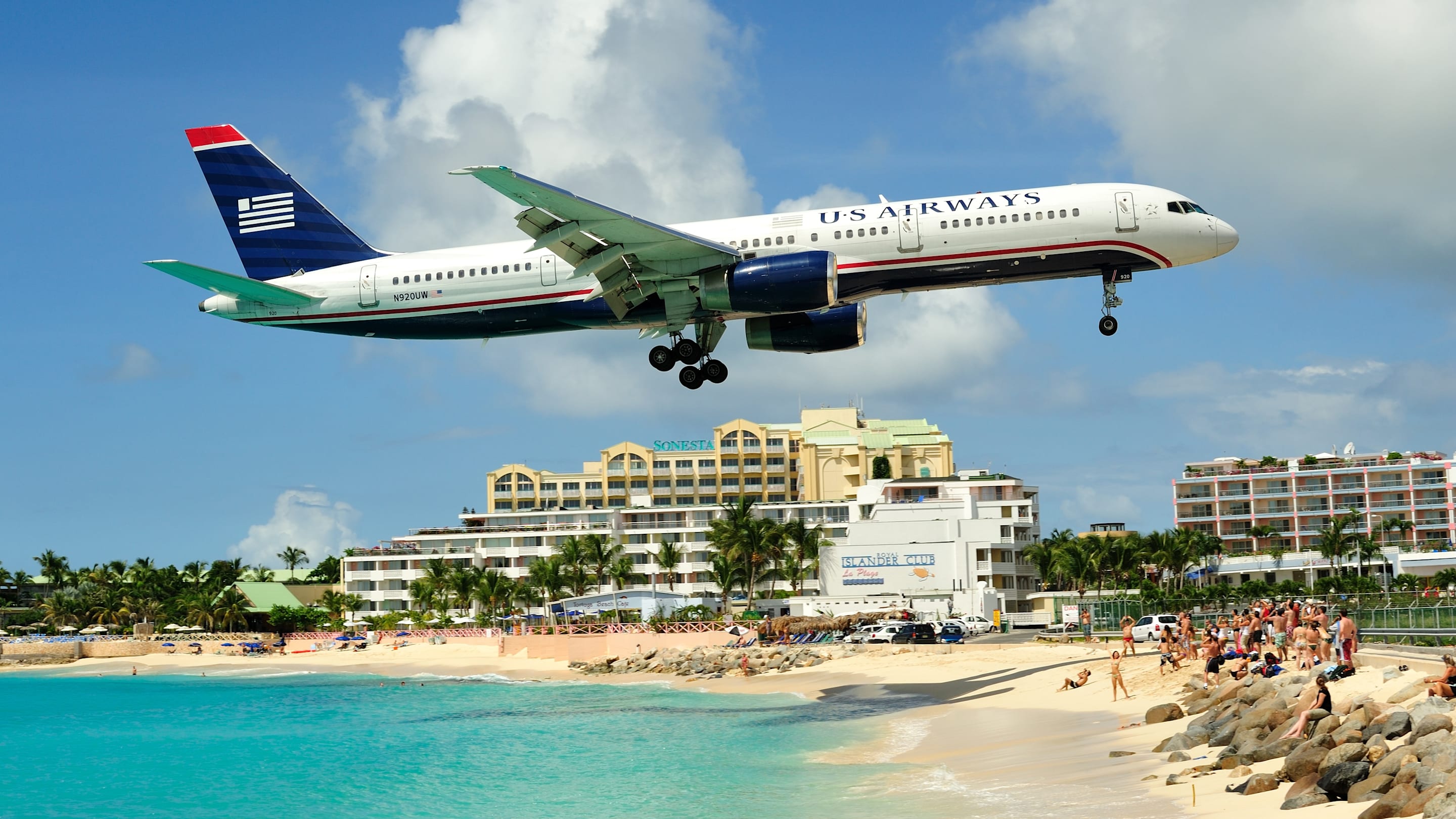 10 of the Scariest Airport Landings in the World