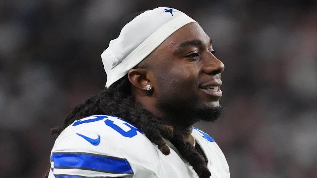 Dallas Cowboys defensive end James Houston 