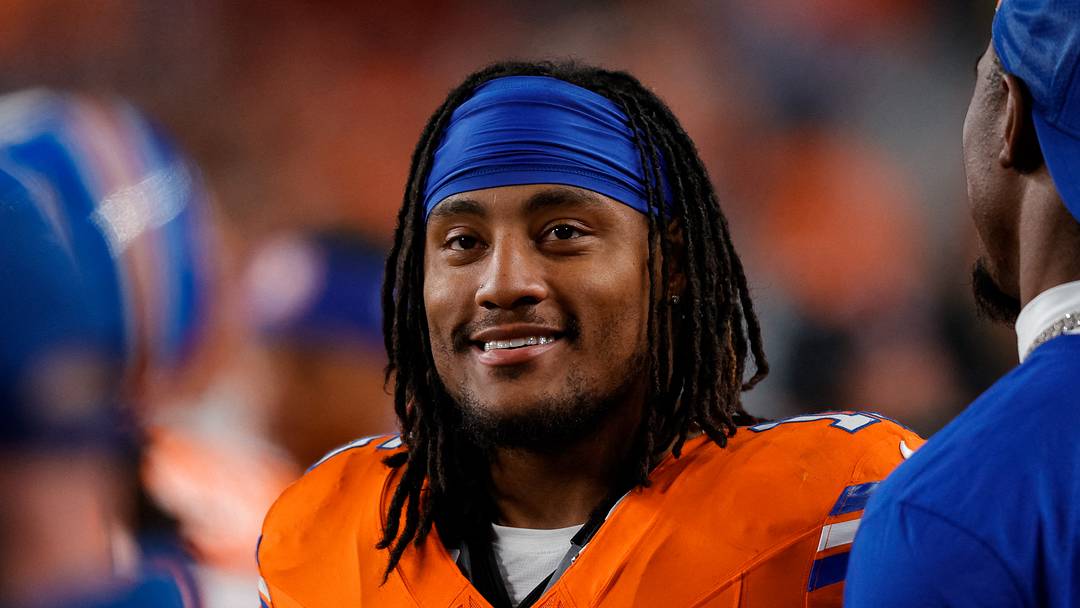 Denver Broncos linebacker Nik Bonitto (15) 