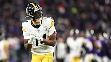 AFC Wild Card Playoffs: Pittsburgh Steelers v Baltimore Ravens