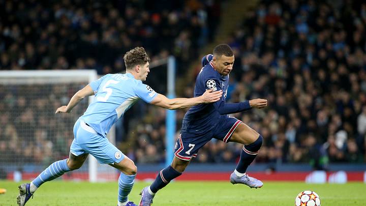 Manchester City v Paris Saint-Germain: Group A - UEFA Champions League