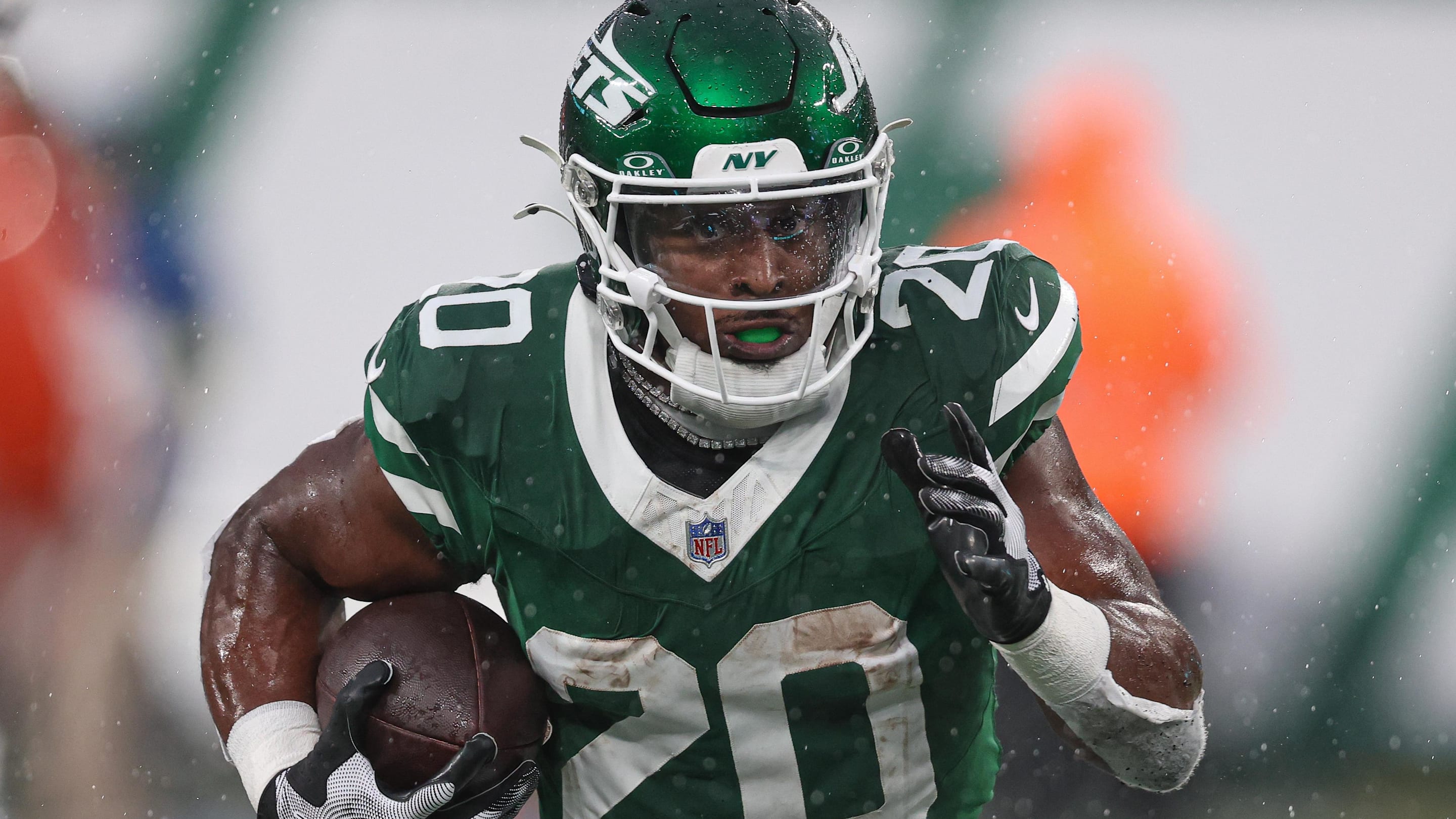 Breece Hall's new Jets contract turns up the heat on Lions and Falcons