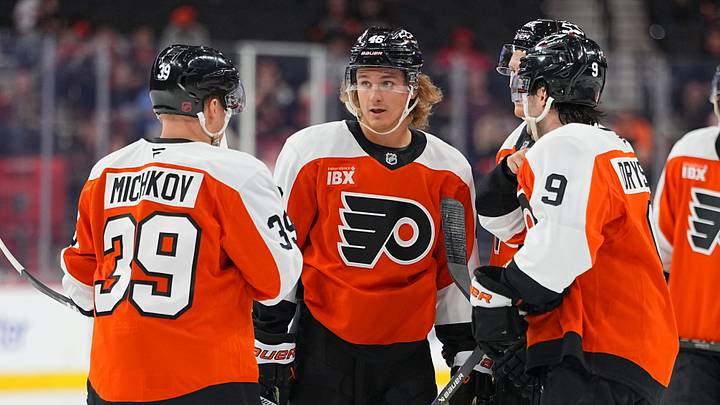 Boston Bruins v Philadelphia Flyers