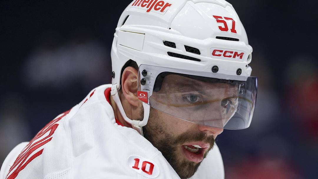Apr 13, 2026; Tampa, Florida, USA; Detroit Red Wings left wing David Perron (57) warms up before a game against the Tampa Bay Lightning at Benchmark International Arena. Mandatory Credit: Nathan Ray Seebeck-Imagn Images