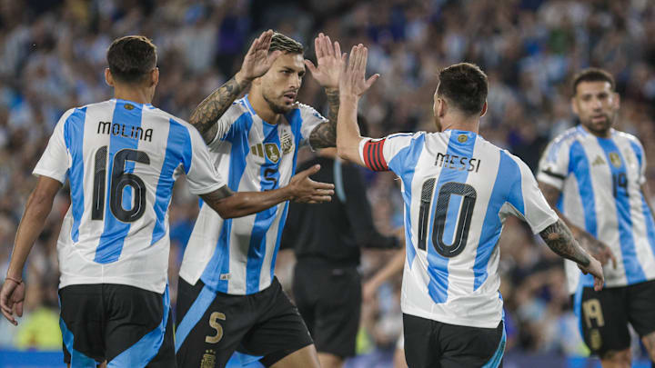 Argentina squares off against Peru Argentina squares off against Peru