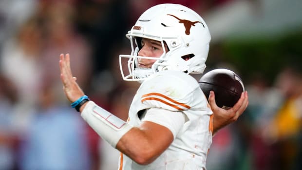 Texas places No. 3 in Phil Steele's college football rankings predictions.