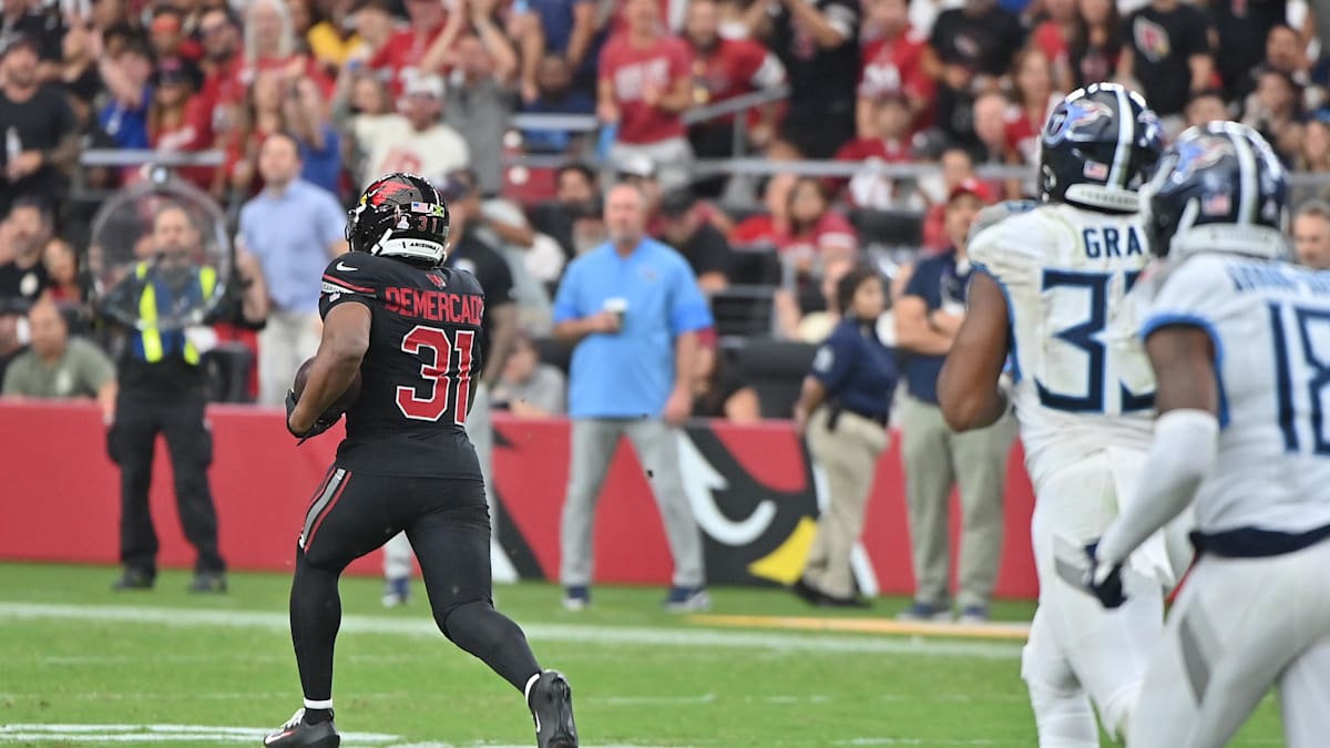 Cardinals RB Emari Demercado Had Simple Response to Boneheaded Fumble vs.  Titans