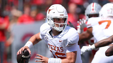 Texas Longhorns quarterback Arch Manning