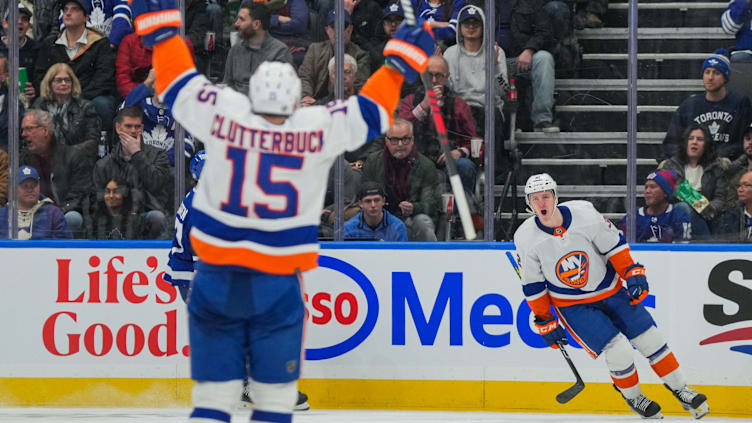 New York Islanders v Toronto Maple Leafs