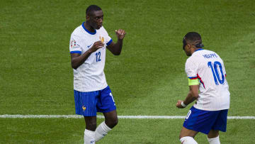 Randal Kolo Muani et Kylian Mbappé - France 