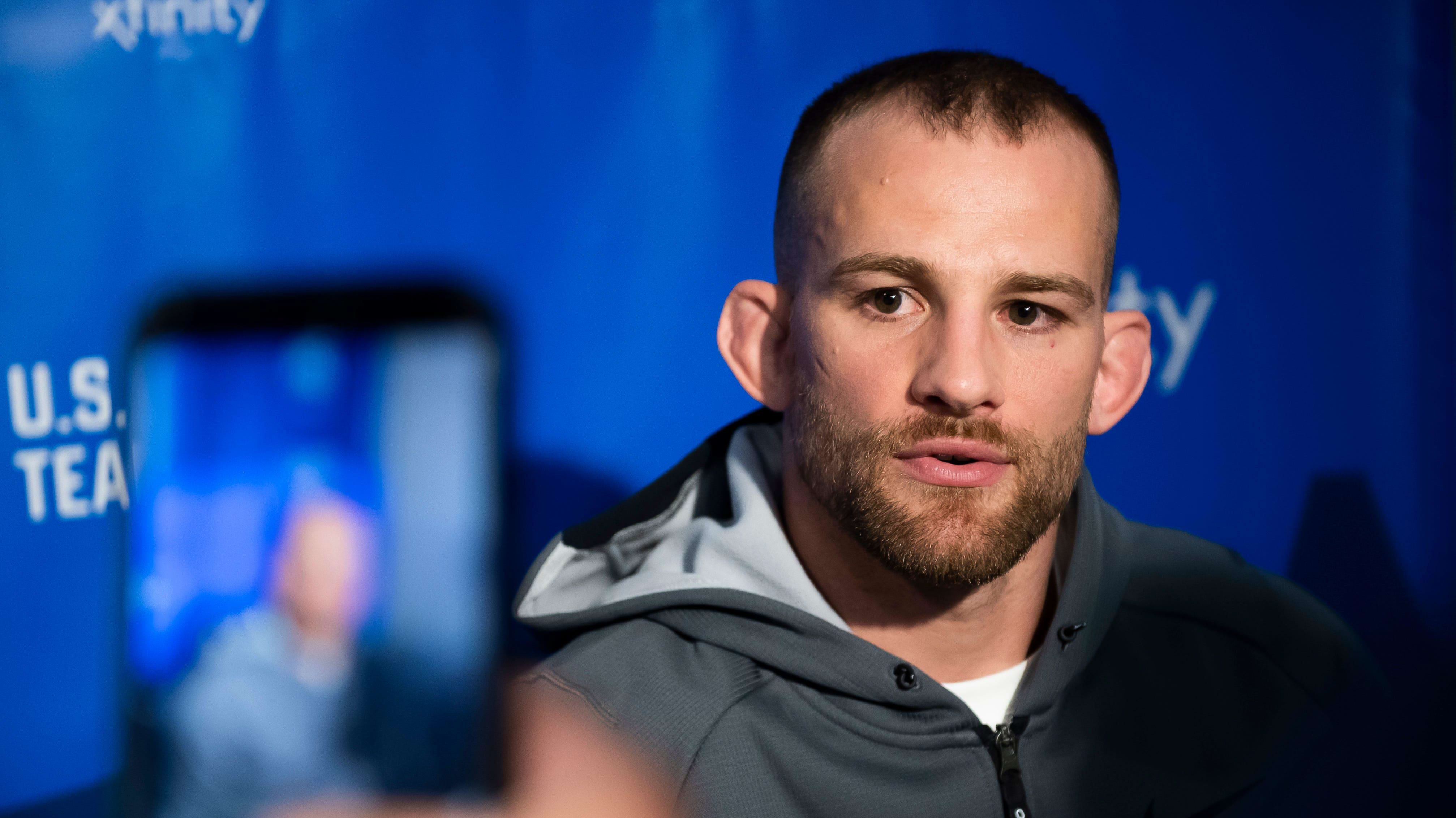 “Si vous voulez être le meilleur au monde, venez à Penn State”, déclare le champion olympique David Taylor