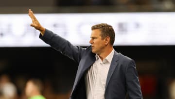 In a recent press conference, LA Galaxy head coach Greg Vanney delivered an important injury update that has both fans and the team on edge. 