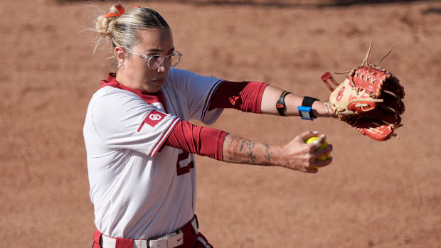 Oklahoma's Sam Landry (21) pitches during a softball game in the Norman Regional of the NCAA Tournament.