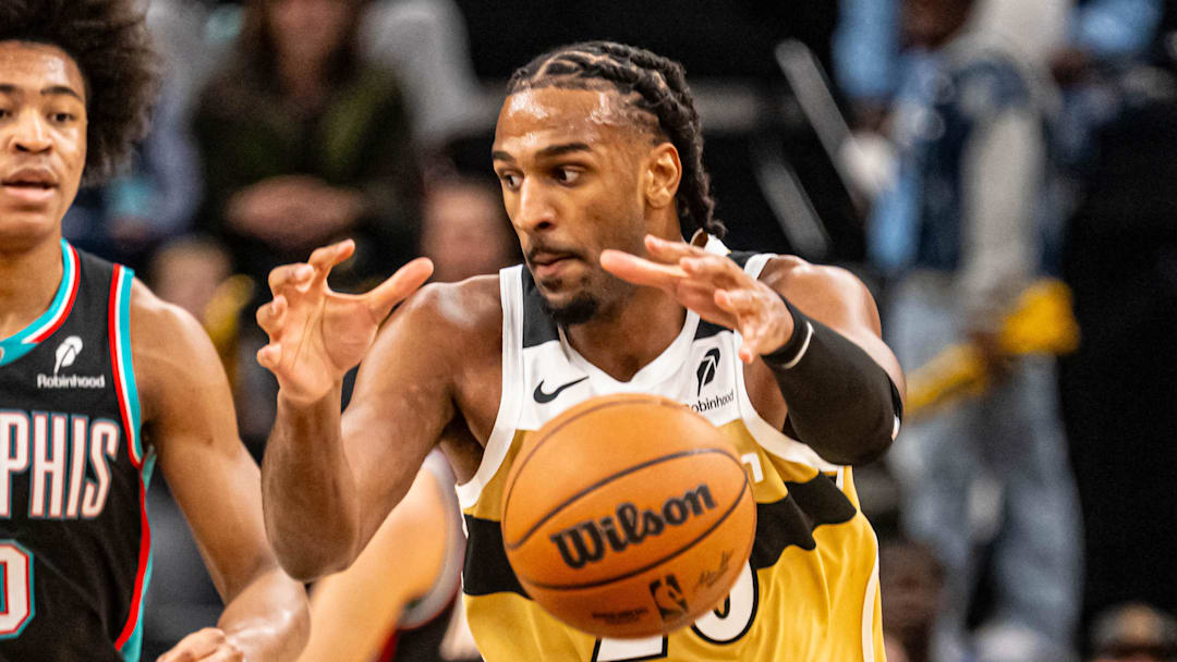 Dec 20, 2025; Memphis, Tennessee, USA; Washington Wizards Center Alex Sarr (20) reaches for the loose ball in the third quarter against the Memphis Grizzlies at FedExForum. Mandatory Credit: Matthew Smith-Imagn Images Dec 20, 2025; Memphis, Tennessee, USA; Washington Wizards Center Alex Sarr (20) reaches for the loose ball in the third quarter against the Memphis Grizzlies at FedExForum. Mandatory Credit: Matthew Smith-Imagn Images