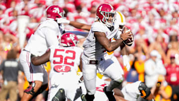 Alabama quarterback Jalen Milroe (4) scrambles during an SEC conference game between Tennessee and Alabama in Neyland Stadium on Saturday, Oct. 19, 2024.