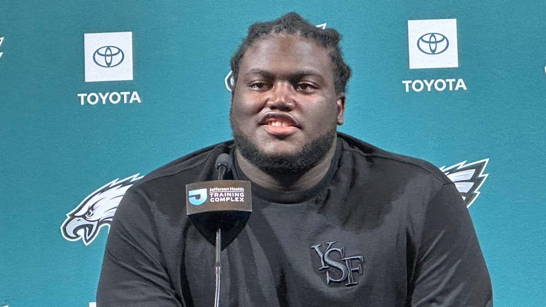 Eagles rookie OG Micah Morris speaks to reporters on April 30, 226.